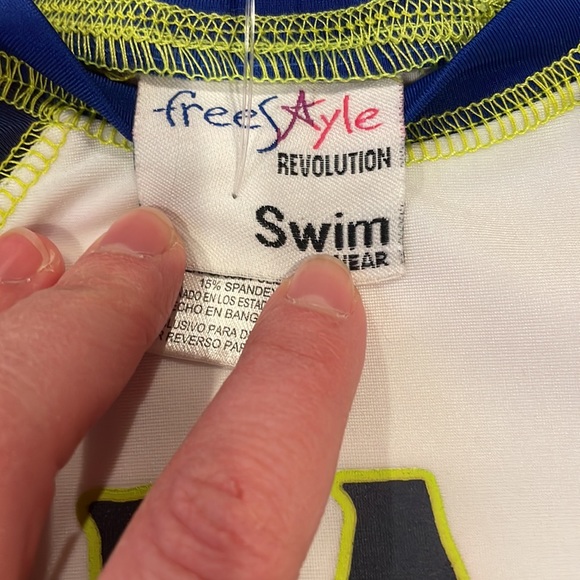 Freestyle Revolution | baby rash guard | size: 12 months - Picture 3 of 4